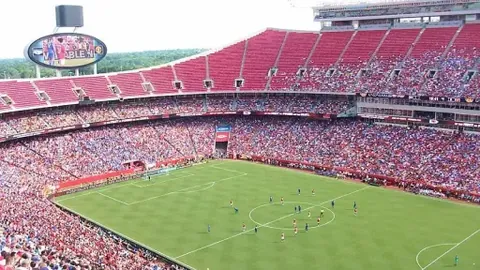 莫兰特精准传球助韦尔斯扣篮得分